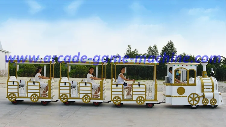 Очень красивое оборудование для парка развлечений белые электрические поезда