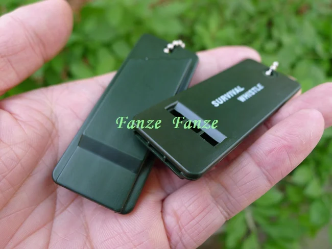 4 Pieces Outdoor Camping Hiking Adventure Survival Rescue Emergency Signal Whistle Brand New Free Shipping Easy to carry | Спорт и