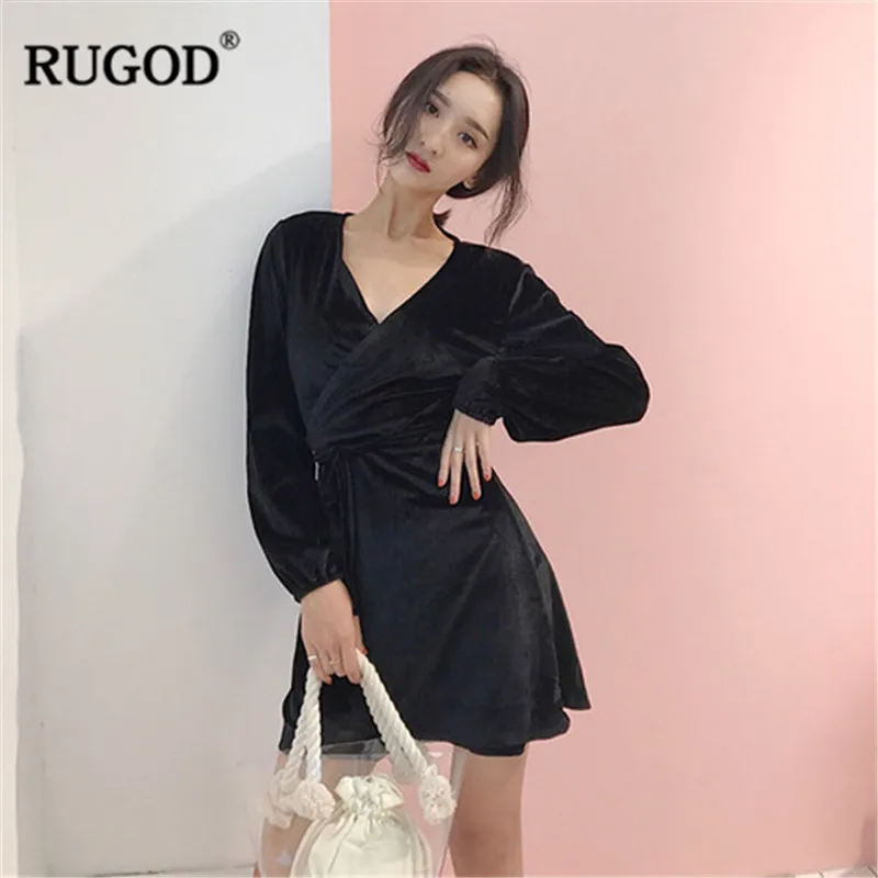 Женское длинное платье RUGOD однотонное элегантное с длинным рукавом и v-образным