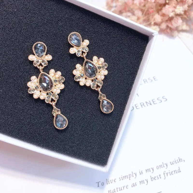 

MENGJIQIAO 2018 New Party Jewelry Vintage Crystal Flower Dangle Pendientes Mujer Moda Statement Temperament Water Drop Earrings