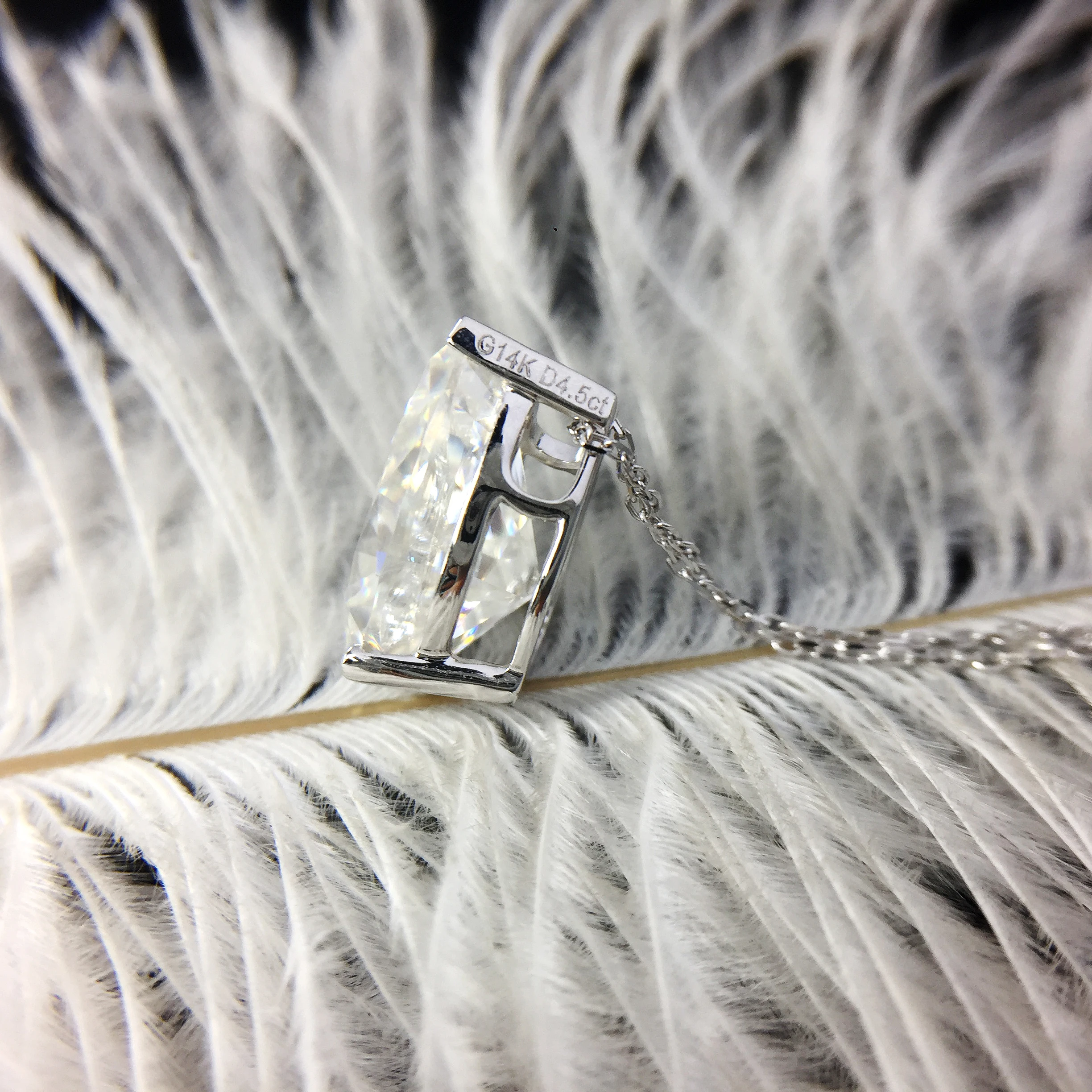 Подвеска Moissanite однотонная подвеска из белого золота 18 К 4 5ct 10х15 мм DF Color груша