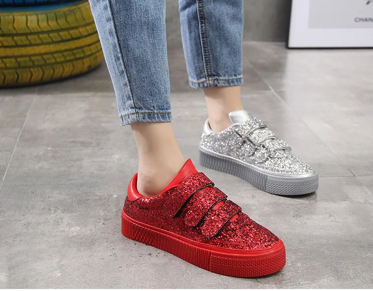 Женская обувь на платформе, Блестящие Кроссовки, zapatos de mujer B, Весенняя новинка, chaussures femme, с блестками, женская обувь на не сужающемся книзу массивном каблуке, серебристого цвета