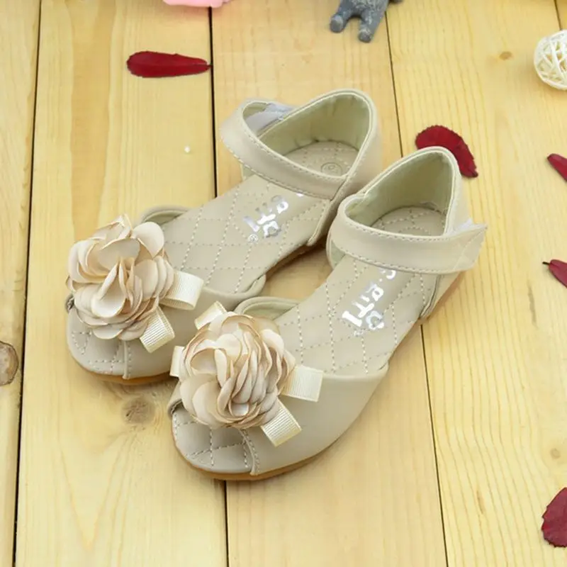 

Kids Children Girls Sandals Shoes Summer Fashion Flower Girls Flat Princess Shoes PU Leather Beach Flat Sandals TX439