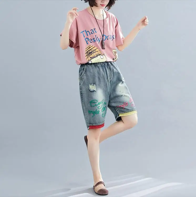 Мешковатые потертые вышитые женские джинсы на лето 2019 | Женская одежда