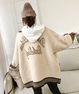 New 2020 Autumn Women Sweater Loose British Wind Badge Stitching Ladies V-neck Knit Cardigan Female SW810 |