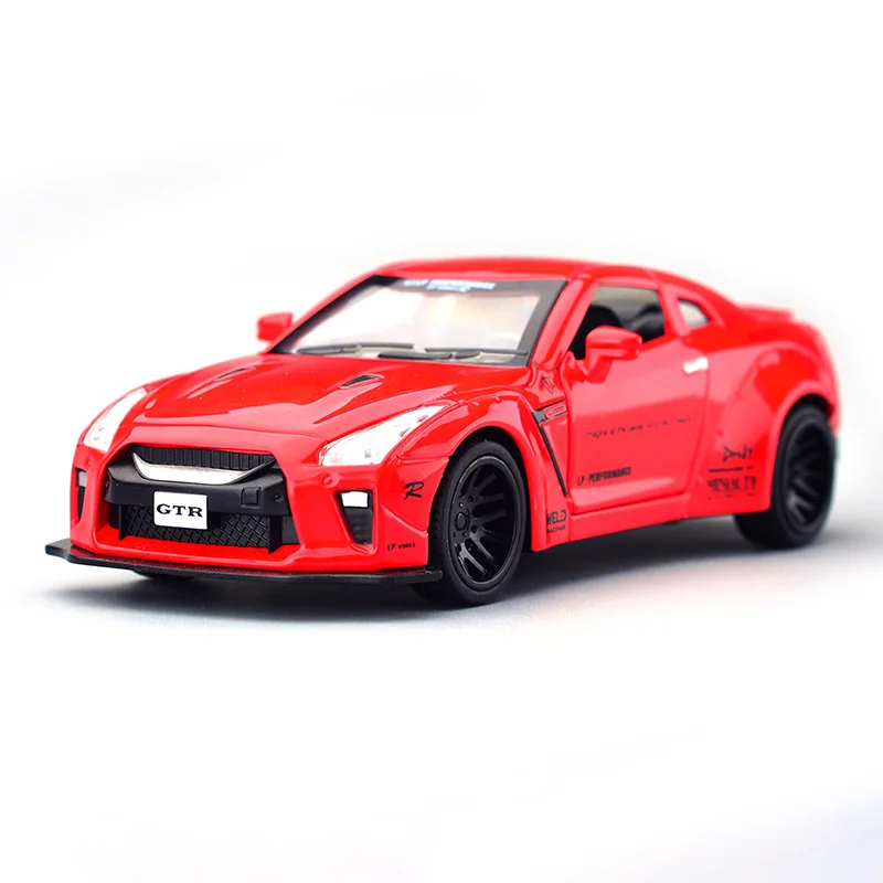Модель спортивного автомобиля GTR 1:32 модель литая из металлического сплава