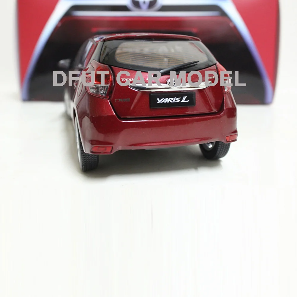 1:18 игрушечные автомобили из сплава YARiS L Series модель автомобиля детские