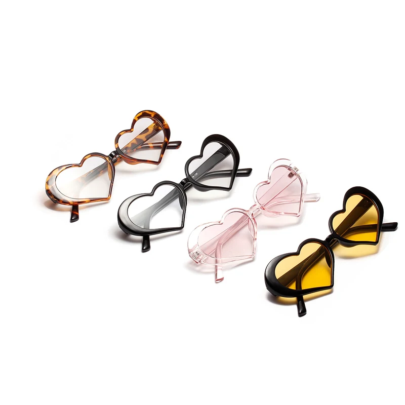 Женские солнцезащитные очки с милым сердцем для вечеринок UV400 в винтажном стиле