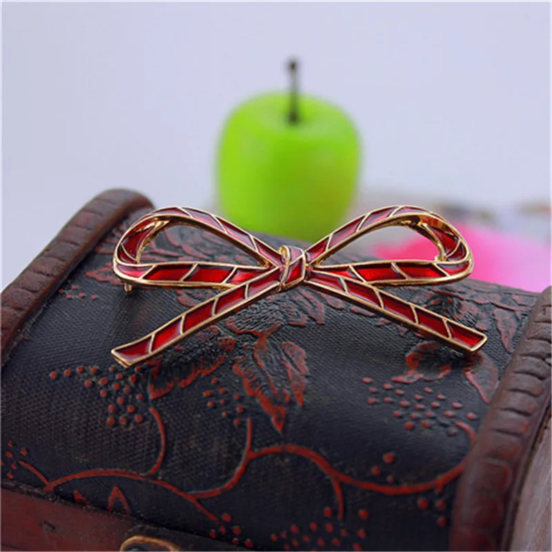 ENZE Purple enamel Bow chain asymmetric animal Zinc alloy earrings fashion jewelry for women Ear clip | Украшения и аксессуары