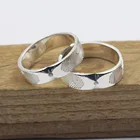 Набор обручальных колец с гравировкой по отпечатку пальца, серебро 925 пробы, на заказ, обручальное кольцо с камнем рождения, персонализированное ювелирное изделие с памятью