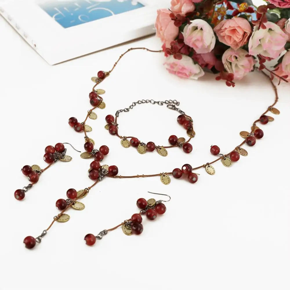 Винтажный набор ювелирных изделий из ожерелья серег браслета богемного