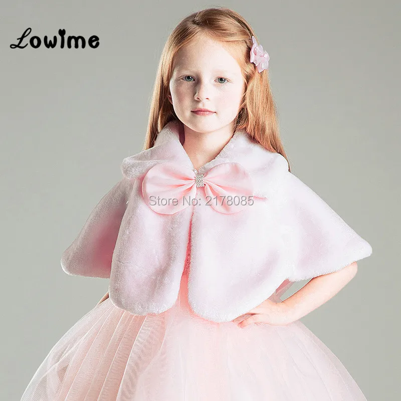 

Lovely Pink Flower Girl Faux Fur Bolero For Weddings Cheap Baby Girls Soft Party Coat Kids Wedding Cape With Bow