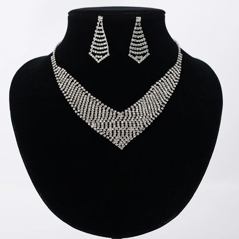 Комплект из колье и серёг с австрийским кристаллом | Украшения аксессуары