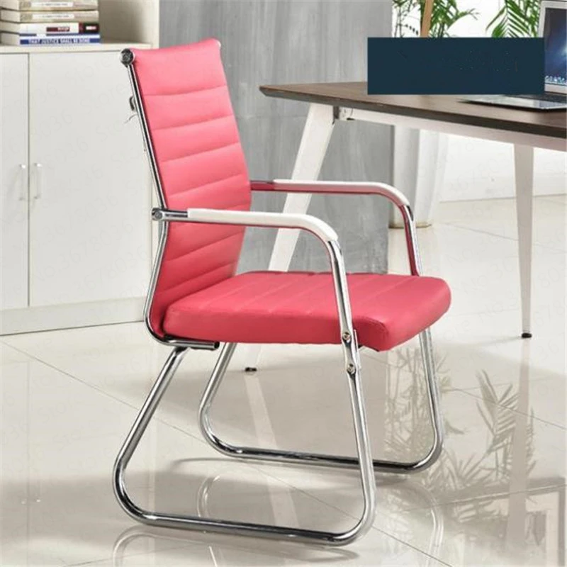 Компьютерное кресло офисное для персонала черная кожаная игровая консоль