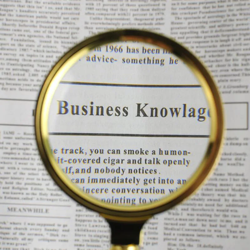

Portable Handheld 5X Magnifier 70mm Retro Matte Imitation Red Wood Handle Magnifier HD Eye Magnifier Handle Removable