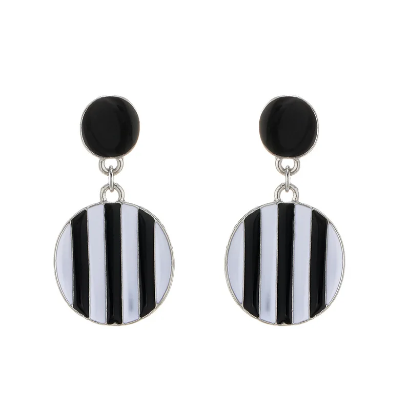 НОВЫЕ геометрические круглый Черный и белый Капельное масло Серьги