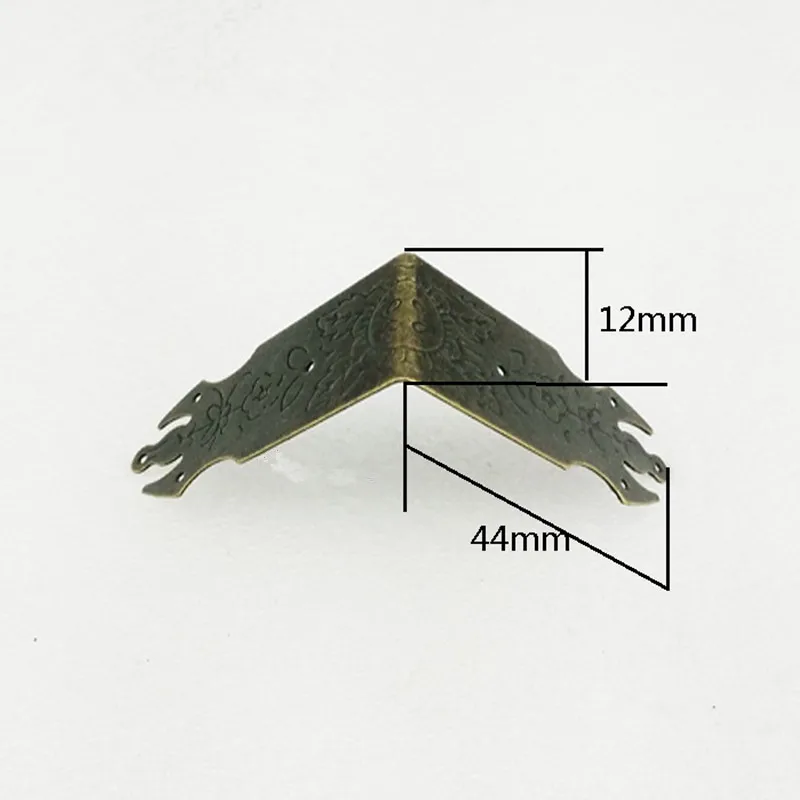 Винтаж Чемодан Чехол Коробка угловой резной узор углов декоративное ремесло