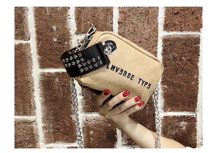 NIGEDU Luxury mini flap bag women chains Crossbody bag Fashion Designer rivet girls Handbag female Shoulder bag Clutch wallet
