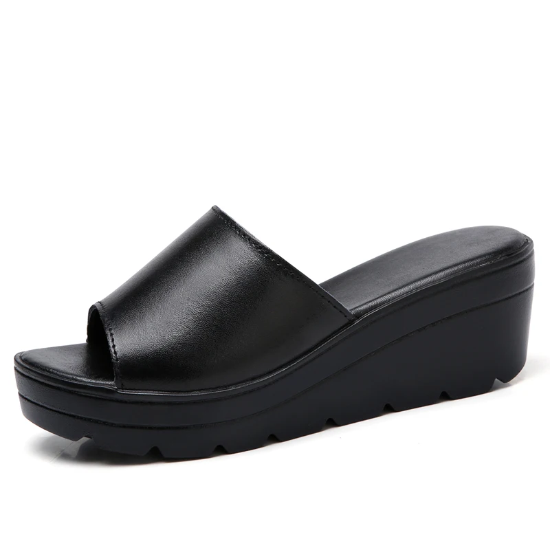 STQ Summer slippers women flat sandals shoes women slides sandals beach platform slippers round toe white flip flops 556 - Цвет: 556 Black
