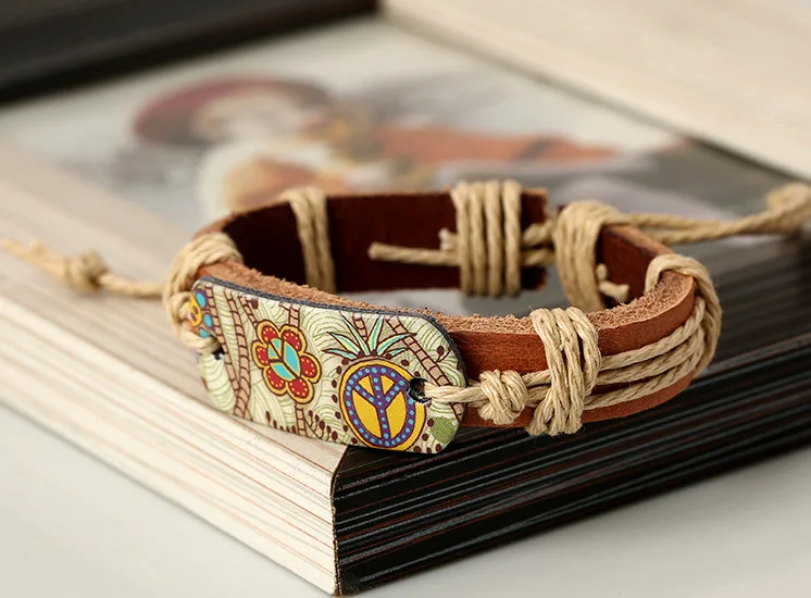 Мужской и Женский Универсальный кожаный браслет с цветным тиснением со знаком