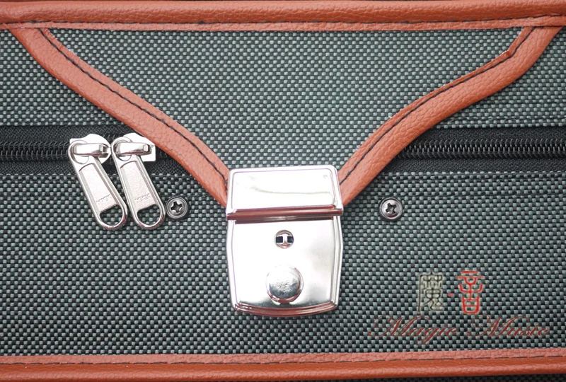 Чехол для скрипки зеленого Кремона размер 4/4 легкий и прочный продолговатый