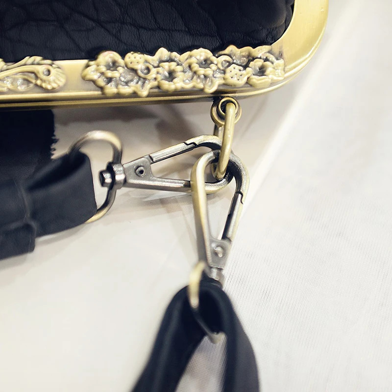 

New Fashion restoring ancient ways the doctor hitting scene button bag femininas Women Bags Shoulder Bag Female Tote 327