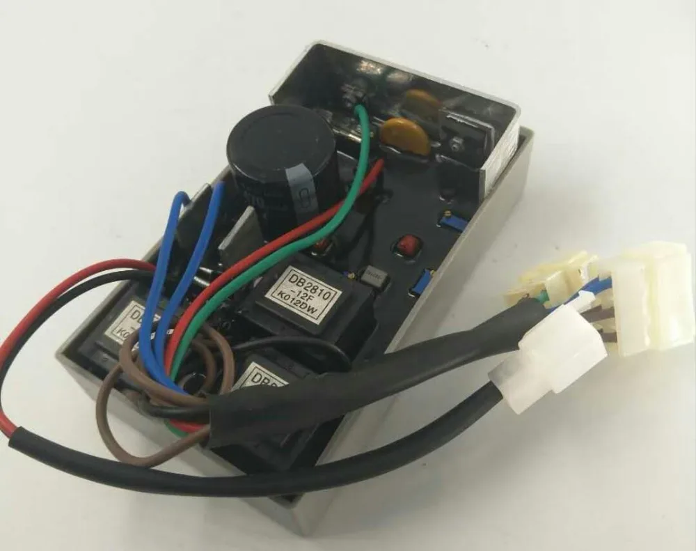 

Voltage Regulator 10KW AVR KI-DAVR-95S3 For 3 Phase