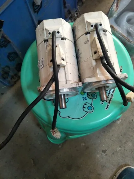 

Servo MOTOR MQMA042A1B , Used one , 90% appearance new , 3 months warranty , fast shipping