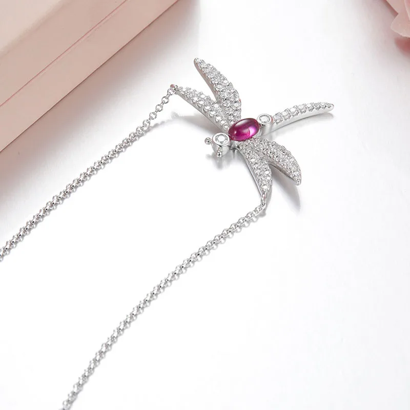 Цепочка с кулоном в виде стрекозы из серебра 925 пробы фианитом | Украшения и