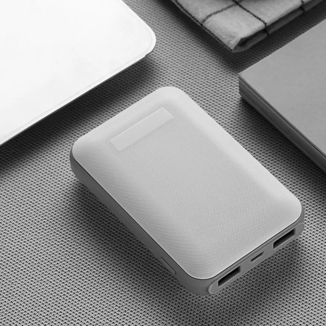 Ультратонкий портативный внешний аккумулятор 10000 мАч с двумя usb портами
