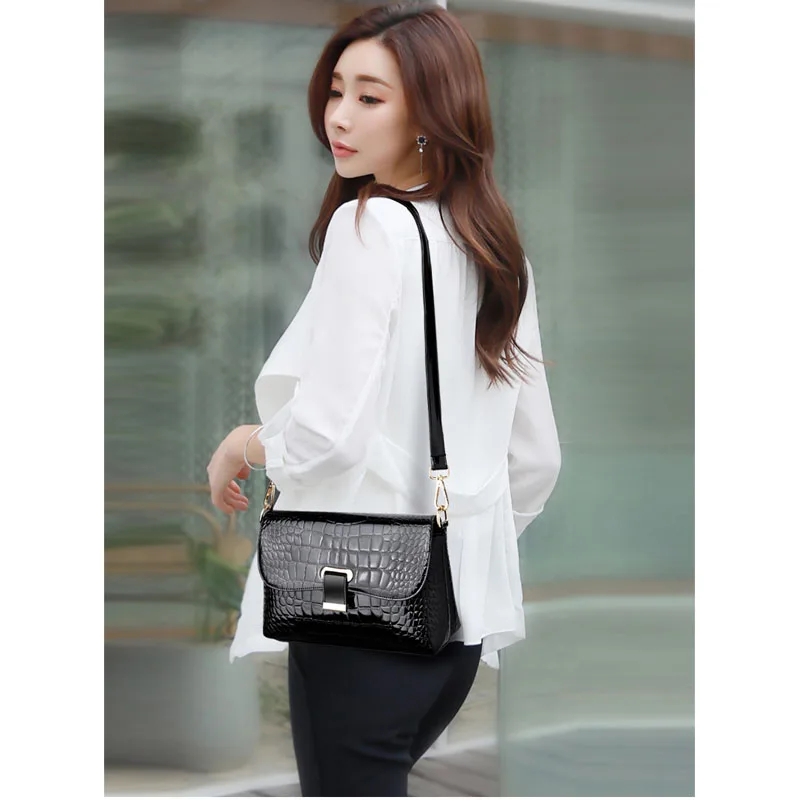 Сумки для женщин 2018 женская сумка лакированная кожа с узором крокодиловая Сумка