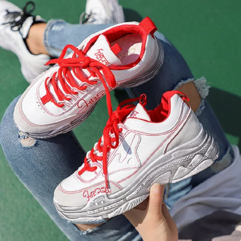 

New Korean fashion Harajuku style running shoes women's shoes trend wild old dirty thick-soled shoes.