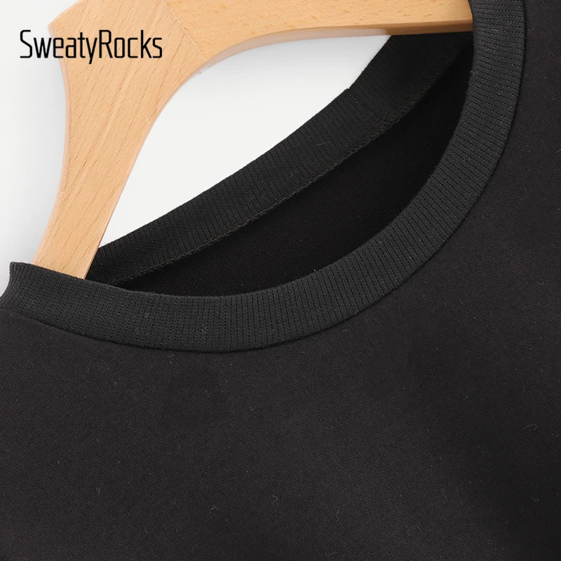 Свитер SweatyRocks с заклепками, фирменная уличная одежда, повседневные пуловеры с буквенным принтом, топы, весна, женские черные толстовки