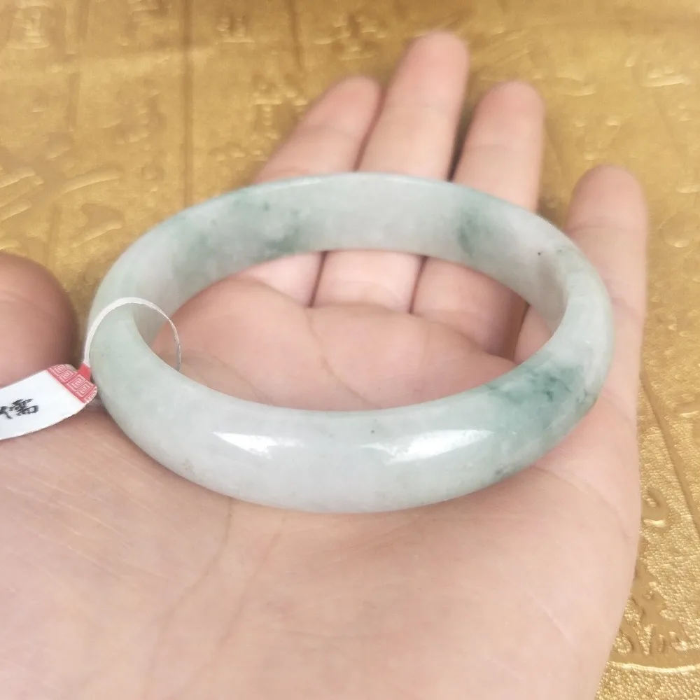 

Send A certificate natural Jadeite bracelet Natural light green two-color 54-61mm princess bracelet Jewelry gift