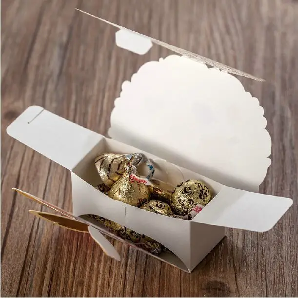 50 шт./лот Сладкий Свадебный Коробки Лазерной Резки бабочка коробки конфет