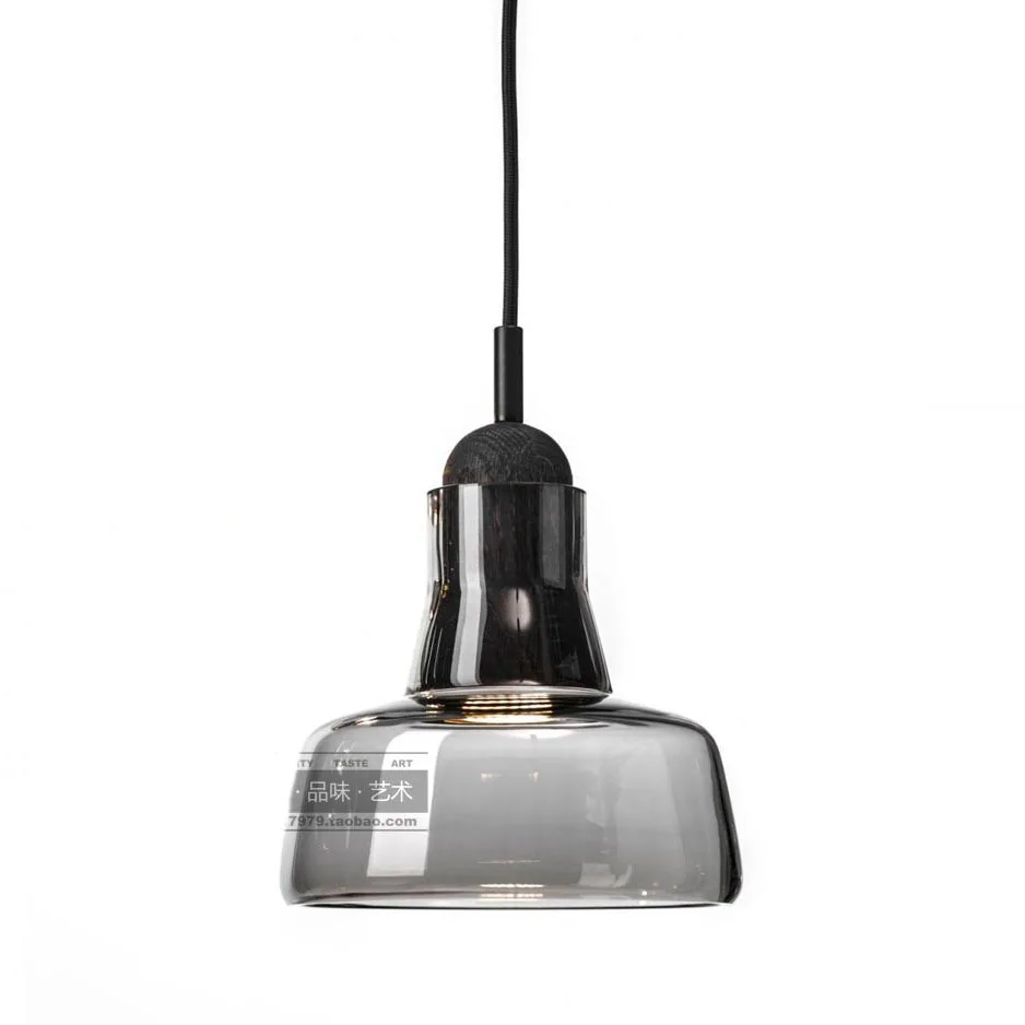 Светодиодный подвесной светильник современный мощный с дымчатым серым стеклом |