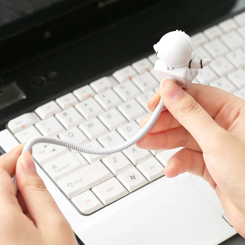 Spaceman светодиодный USB свет гибкая Чтение Настольная лампа для чтения астронавт