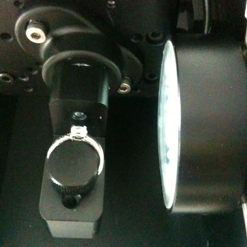 Горячая и холодная лазерная гравировальная машина с алмазным номером для