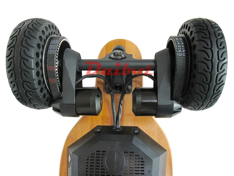 Двойного назначения 4 колеса электрический внедорожник Лонгборд скейтборд