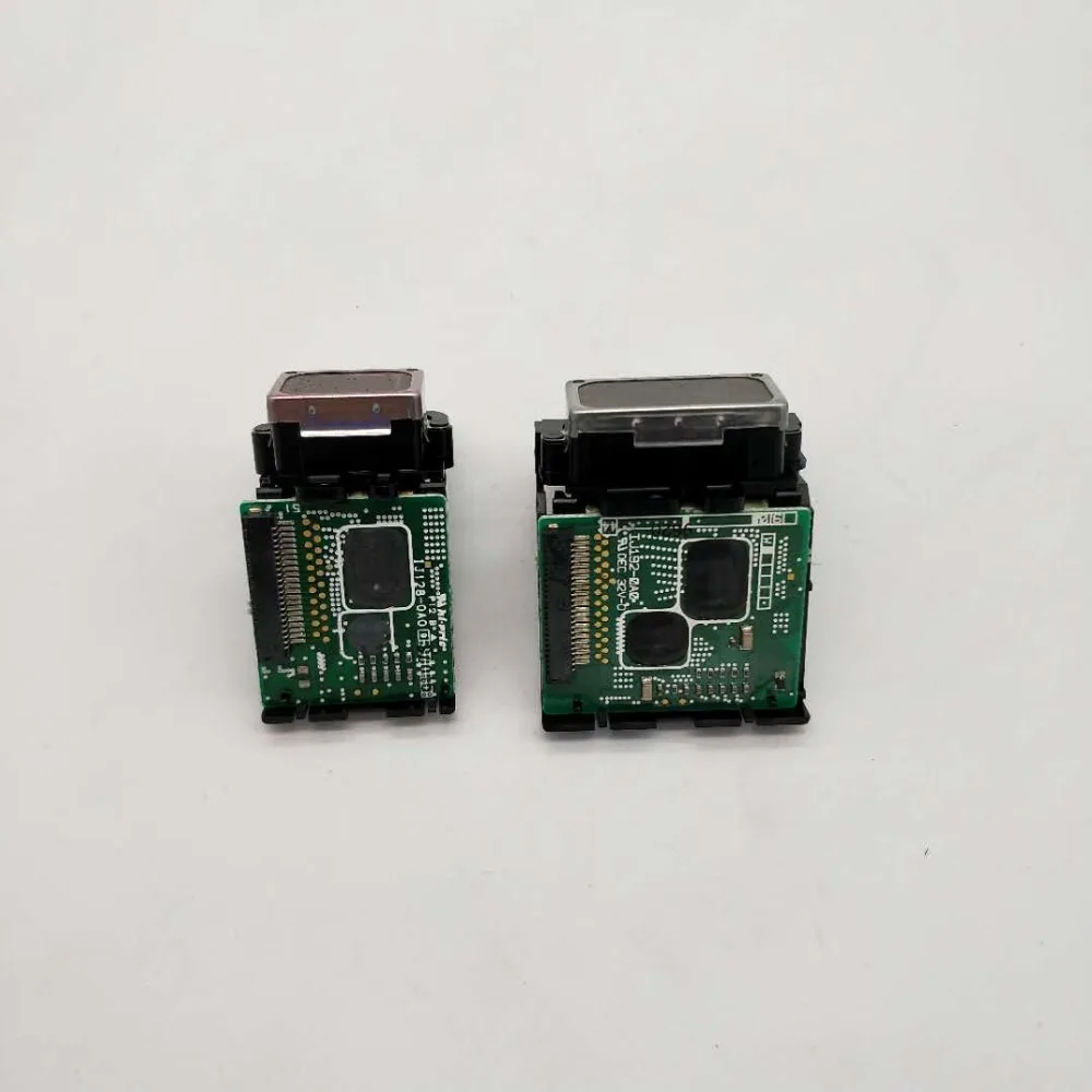 

Печатающая головка для EPSON Stylus Color 800 850 3000 проекция