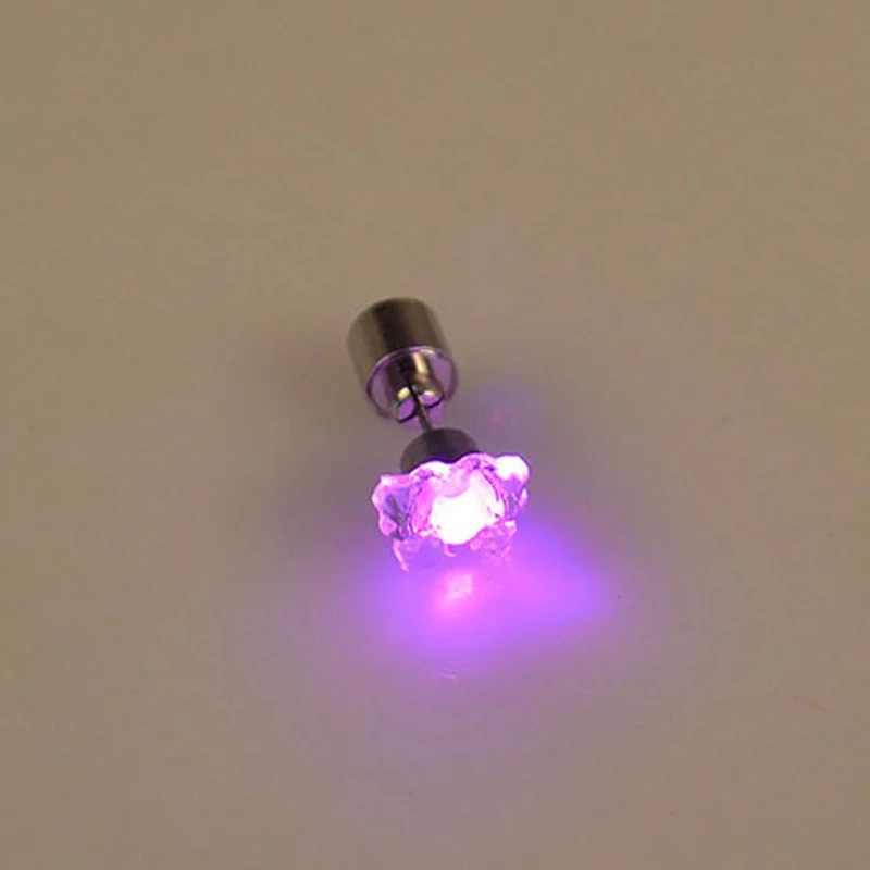 P 1 пара Diamind Форма светодиодный серьги для вечерние аксессуары Для мужчин Для женщин светильник вверх светодиодный серьги Модный сверкающий фон с Стиль лампа - Цвет: P