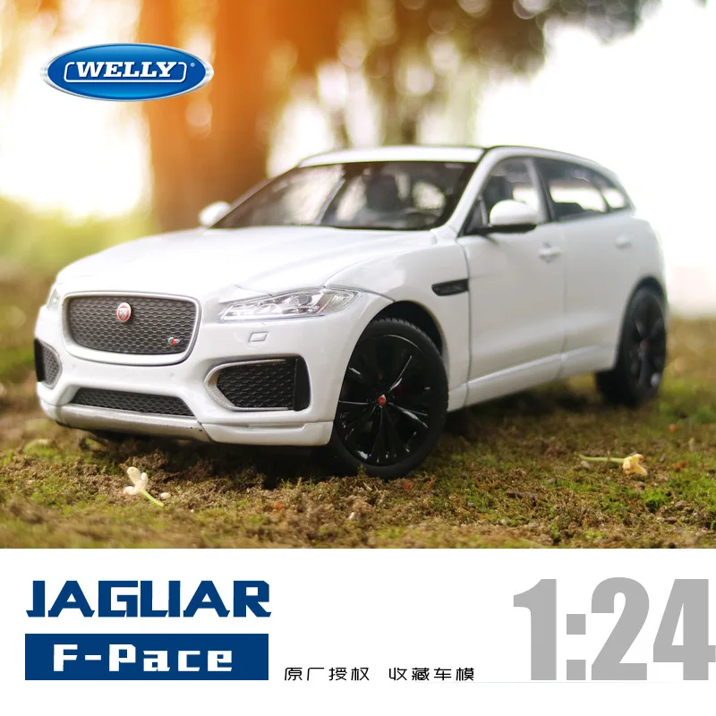 Mikidual Die-cast Alloy Car Models Children Metal Vehicle Toys Pull Back Cars 1:24 For JAGUAR F-PACE in box | Игрушки и хобби
