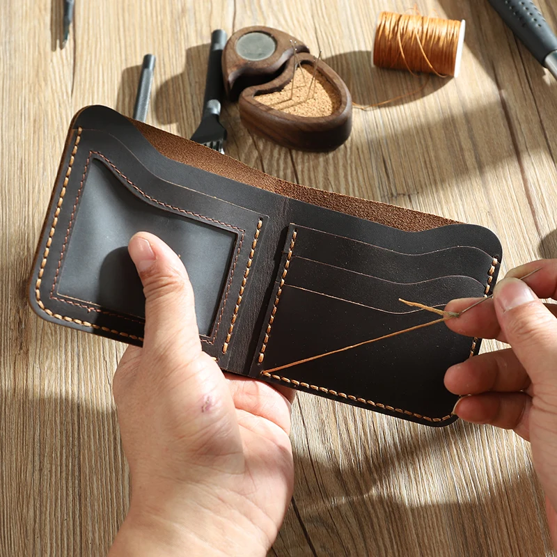 2019 original handmade light luxury men's short leather multi-card wallet can put photos to send friends surprise gifts | Багаж и