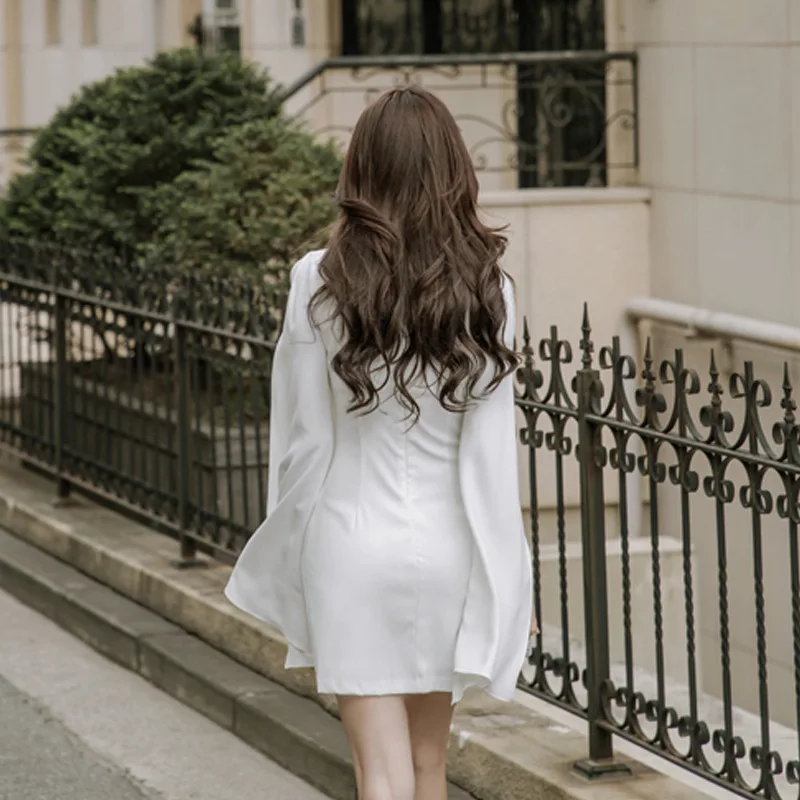 Женское шифоновое платье-карандаш Белое Облегающее мини-платье с расклешенным