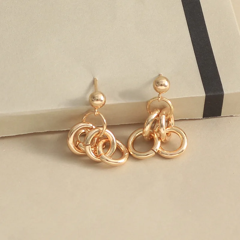 Женские серьги золотого цвета элегантные Висячие асимметричные современные