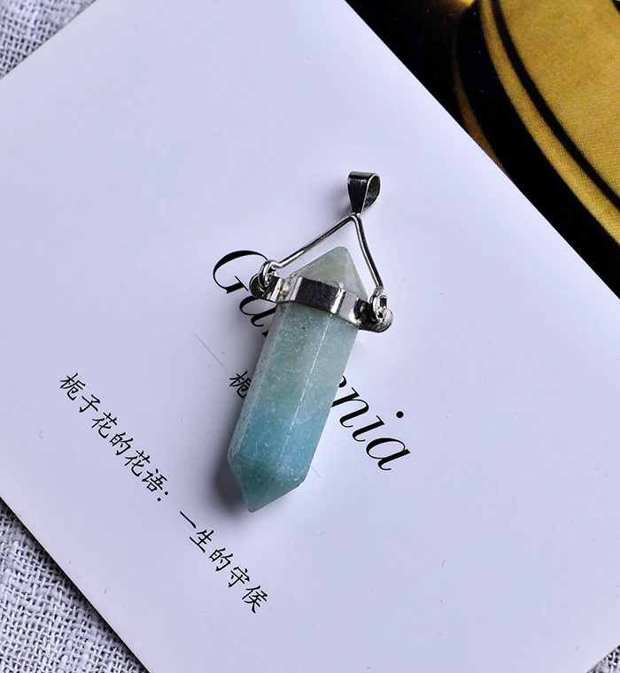 1 шт Природный кристалл каменной агат Чакра Исцеление камень стекло минеральное Jewelry гексагональной кулон Цепочки и ожерелья тенденция подарок