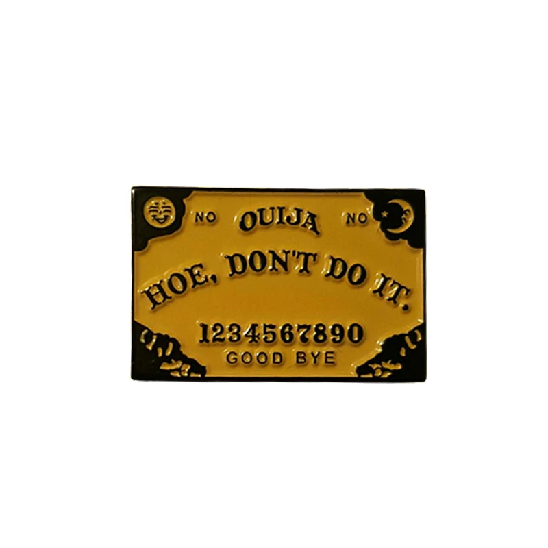 

Эмалированный значок ouija