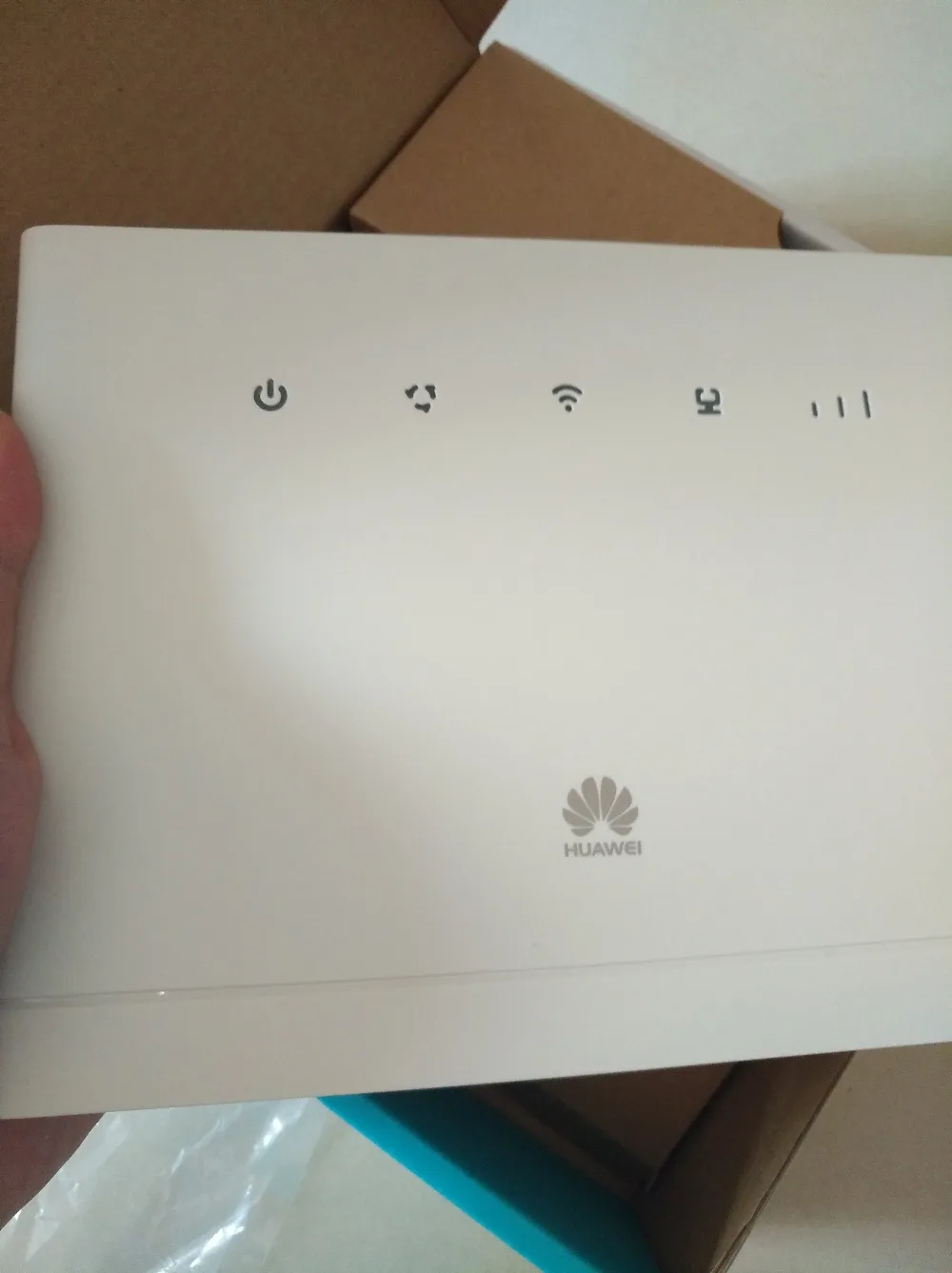 Huawei B315s-608 LTE FDD700/850/1800/2100/2600(B1/3/5/7/28) МГц Мобильный Беспроводной VOIP CPE маршрутизатор