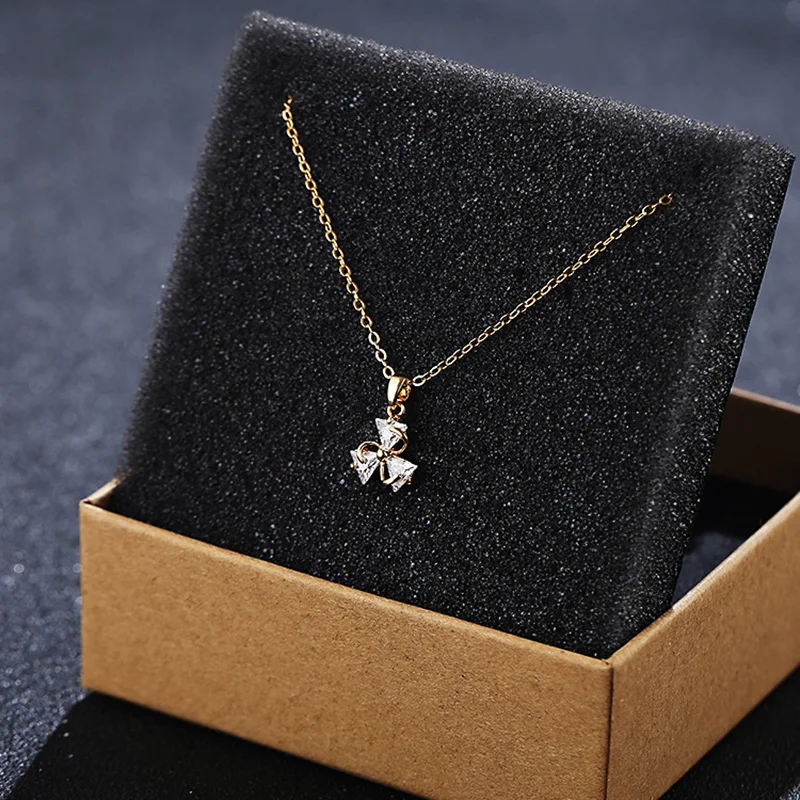 Ожерелье с кулоном в виде листа клевера фианитом 2020|Колье| |