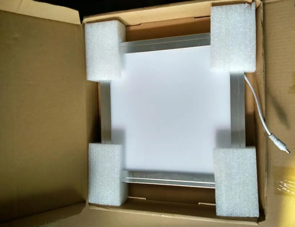 

Free Shipping Made in China 300x300mm 12w w emergency battery backup led panel light AC85-265V 3 years warranty